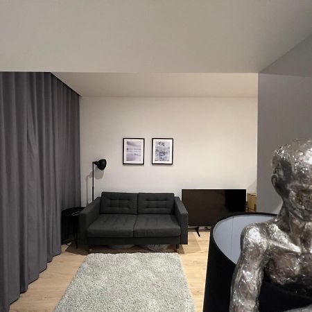 London Heathrow Airport Apartment Voyager House Terminal 12345 - Ev Electric And Parking Available Hillingdon Eksteriør bilde